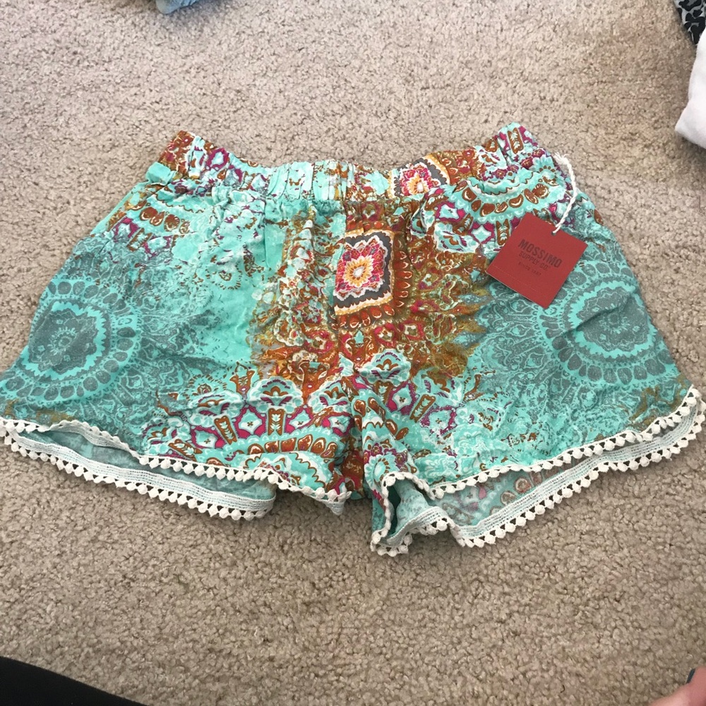 Mossimo colorful shorts. Size M